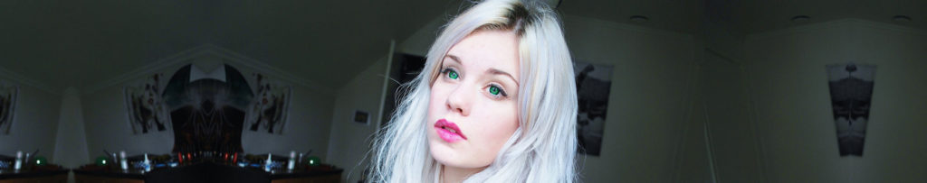 ws_Silver_Hair_Green_Eyes_2560x1600 • Brilliant-World's Fastest Toner